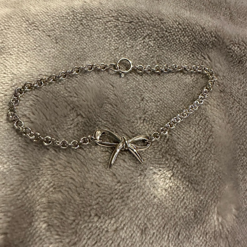 Hot diamonds bracelet